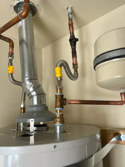Water heater installation and plumbing repair in East Farmingdale